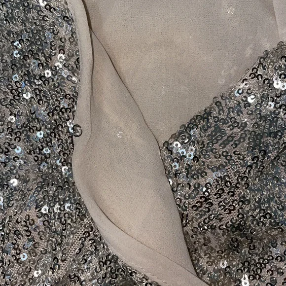 Love on a Hanger sequins camisole top - Picture 5 of 5